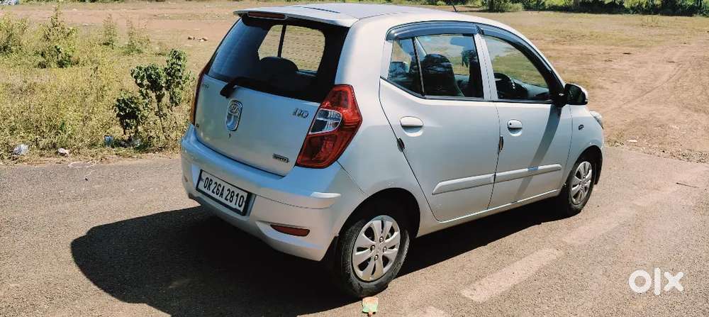 Hyundai I10 Sportz 2011 Model