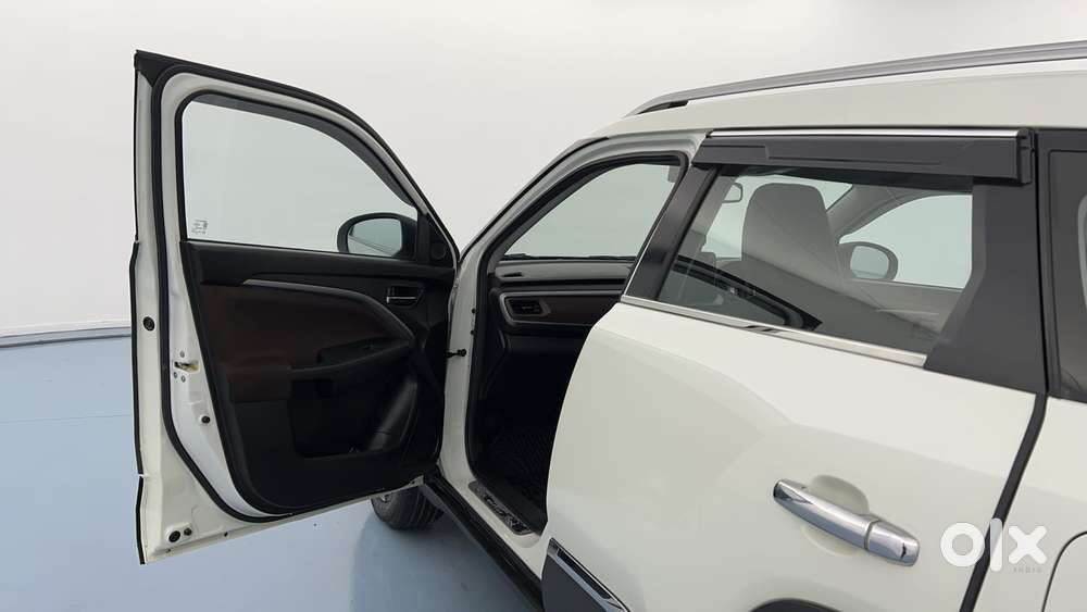 Maruti Suzuki Brezza Zxi Plus At, 2023, Petrol