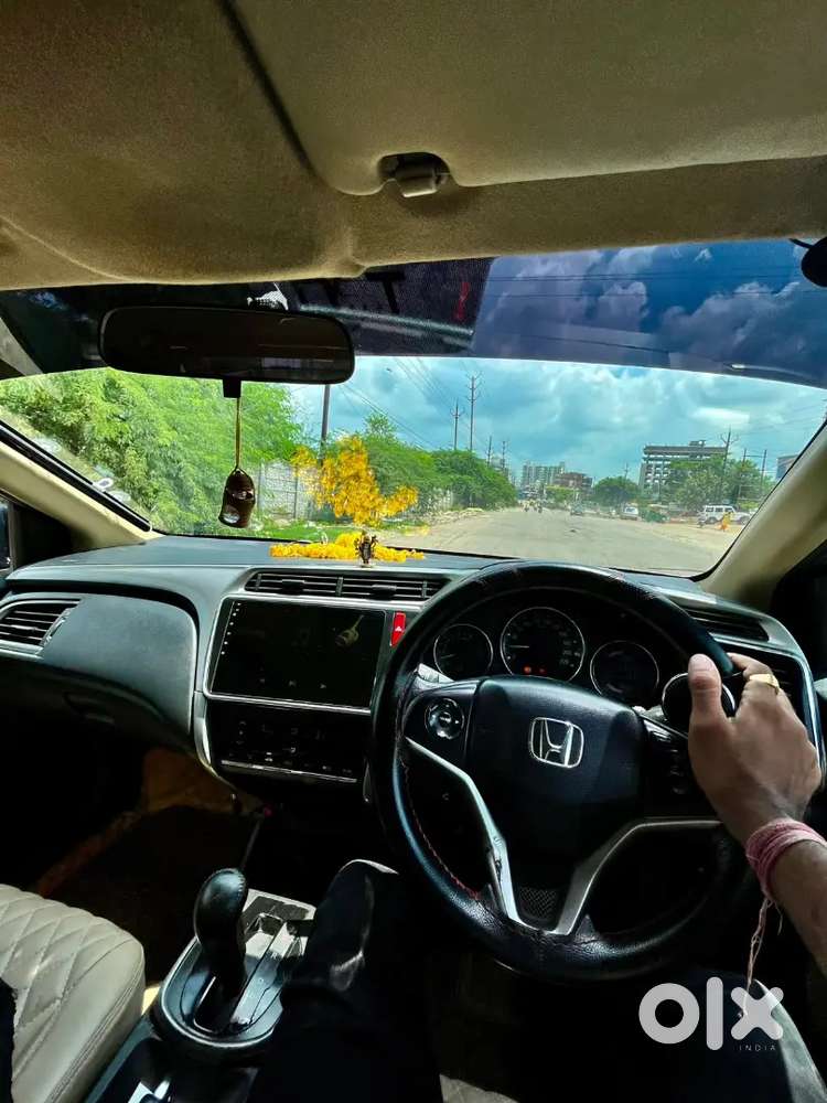 Honda City Vx Automatic Petrol/cng 2017
