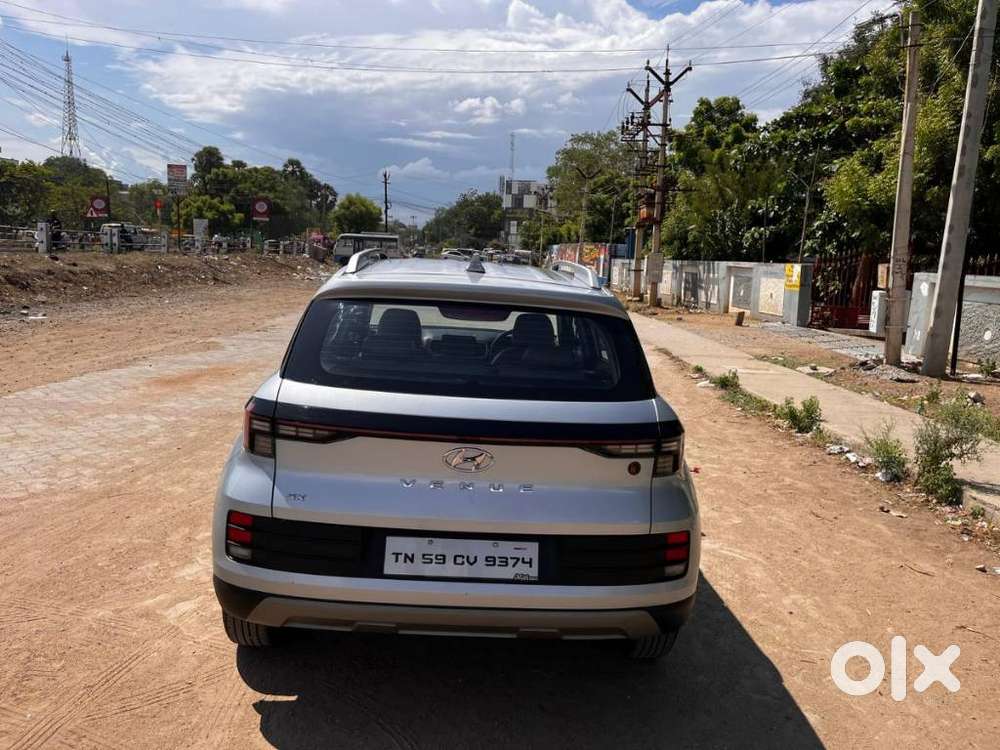Hyundai Venue Sx Mt, 2022, Petrol