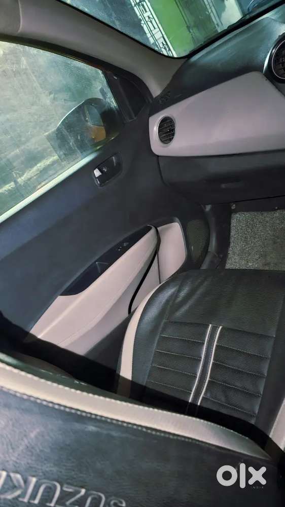 Hyundai I10 Sportz 2010 Petrol Car