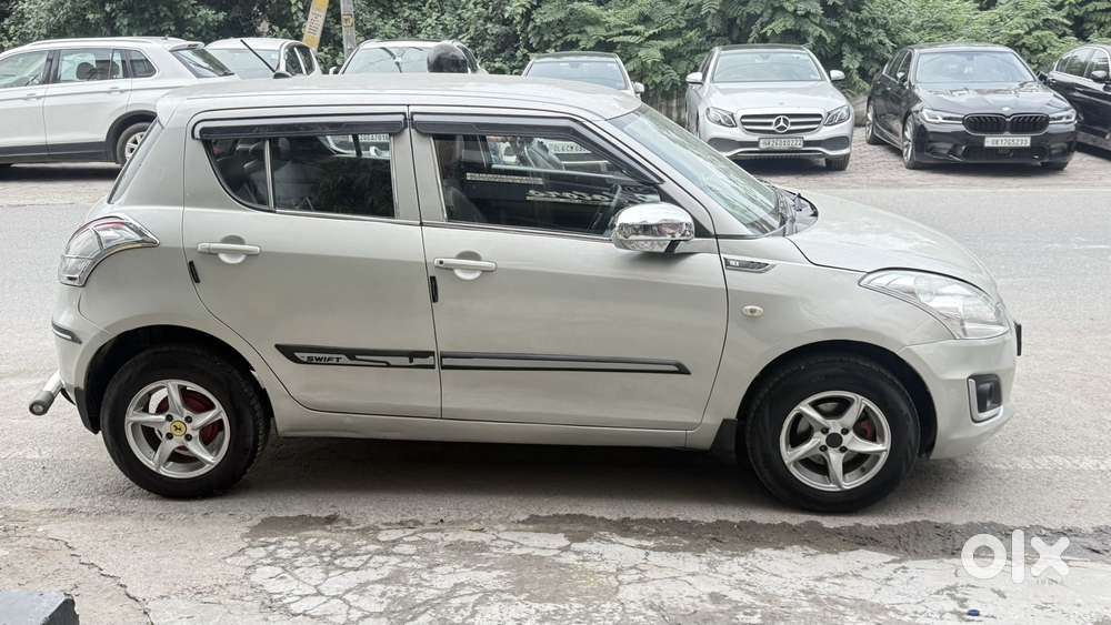 Maruti Suzuki Swift Lxi, 2017, Cng & Hybrids