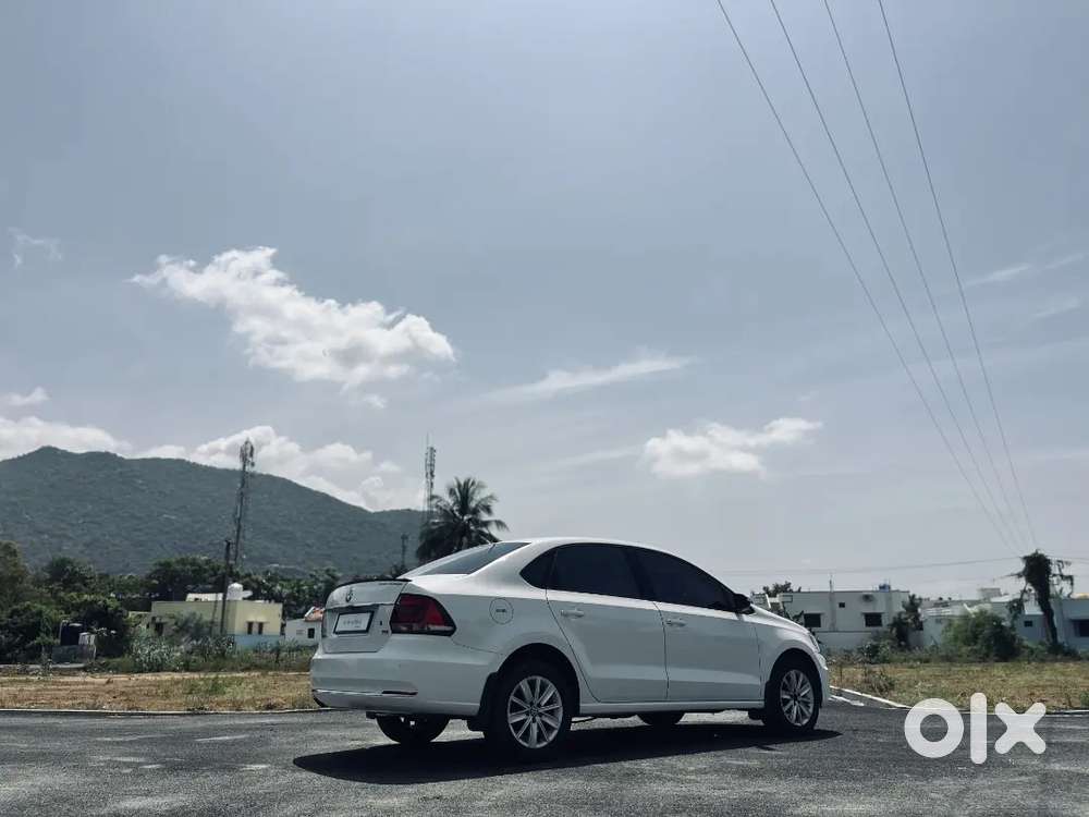 Volkswagen Vento 1.5 Highline At Dsg 2016
