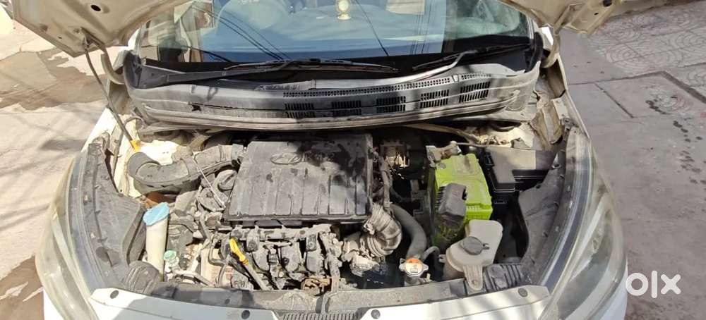 Hyundai Xcent 2017 Petrol 600000 Km Driven