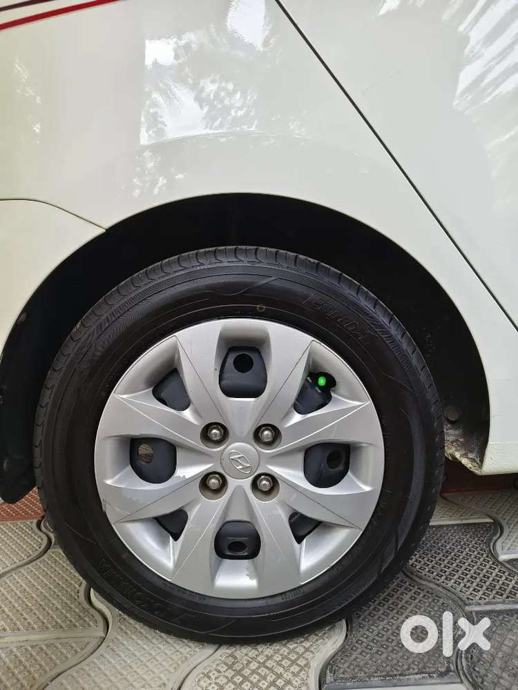 Hyundai Xcent Celebration 2016