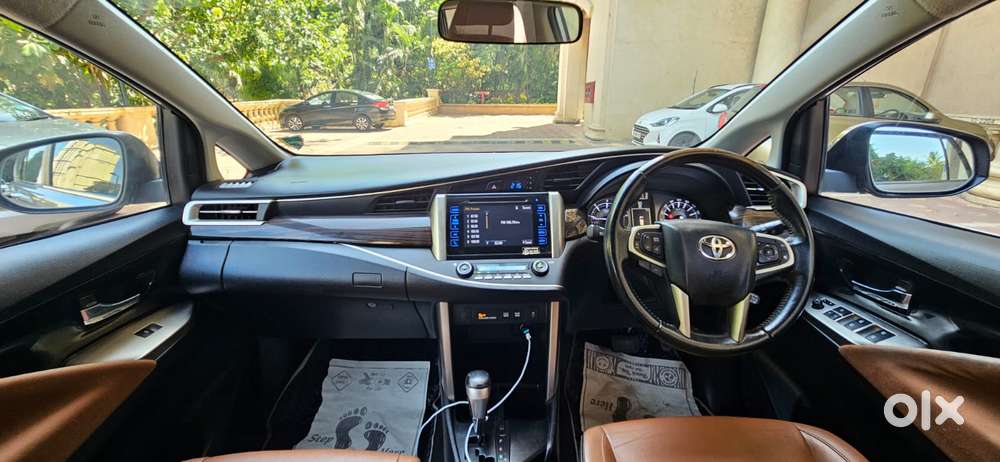 Toyota Innova Crysta 2.8z Automatic, 2017, Diesel