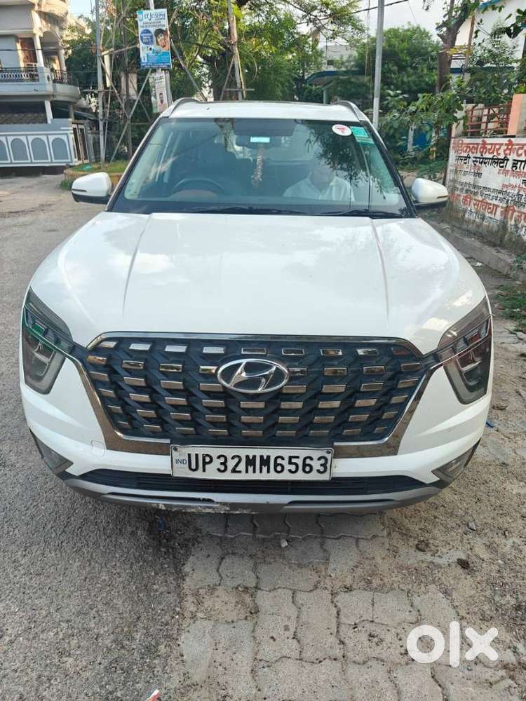 Hyundai Alcazar 1.5 Signature Diesel Mt 6 Str Dual Tone, 2021