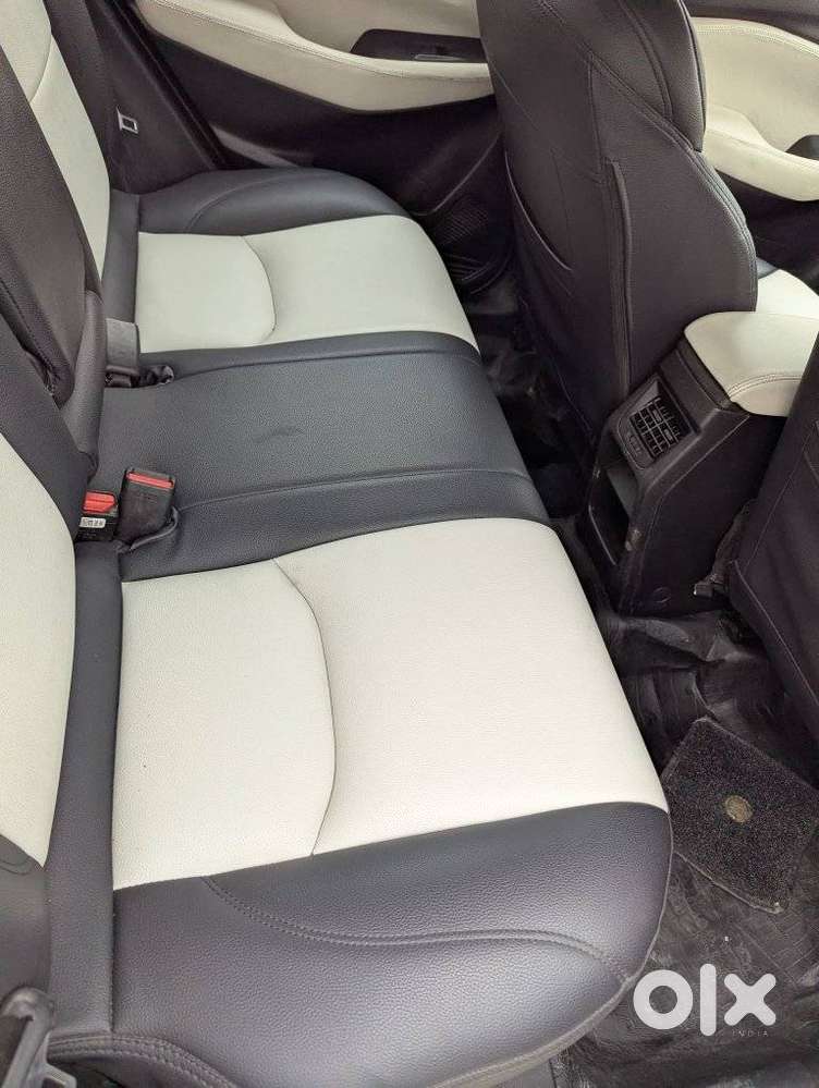 Maruti Suzuki Grand Vitara 1.5 Sigma Smart Hybrid, 2024, Petrol