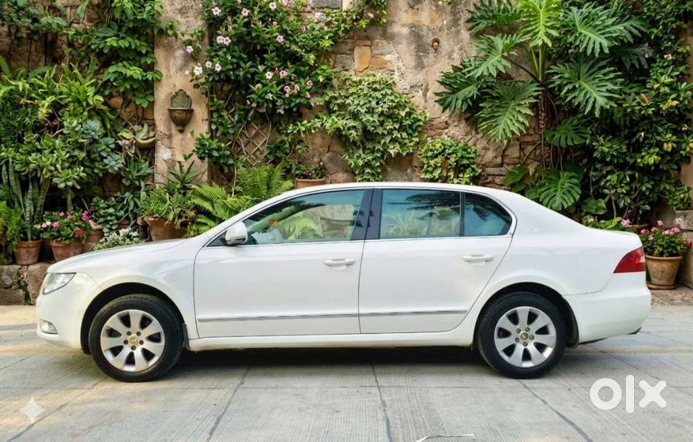Skoda Superb 1.8 Elegance Tsi At, 2011, Petrol