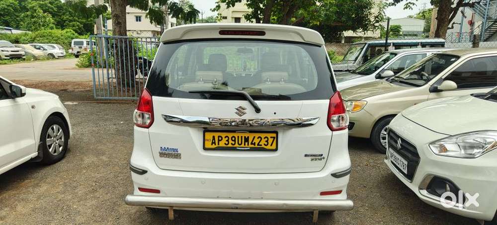 Maruti Suzuki Ertiga Shvs Zdi Plus, 2015, Diesel