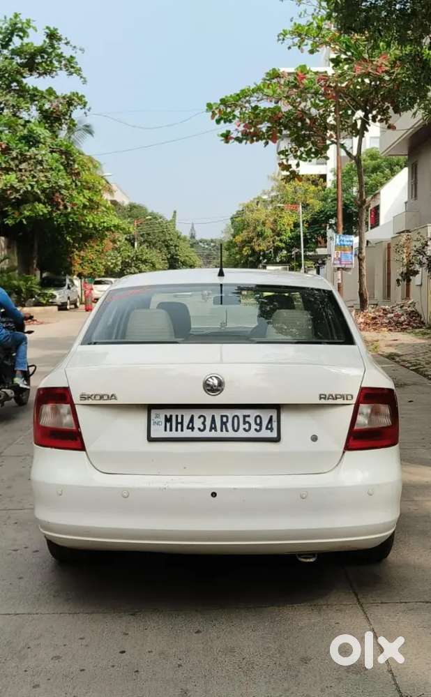 Skoda Rapid Ambition 1.6 2014