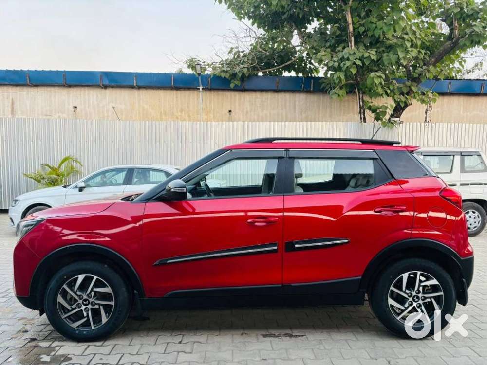 Mahindra Xuv300 W8 Option, 2023, Petrol