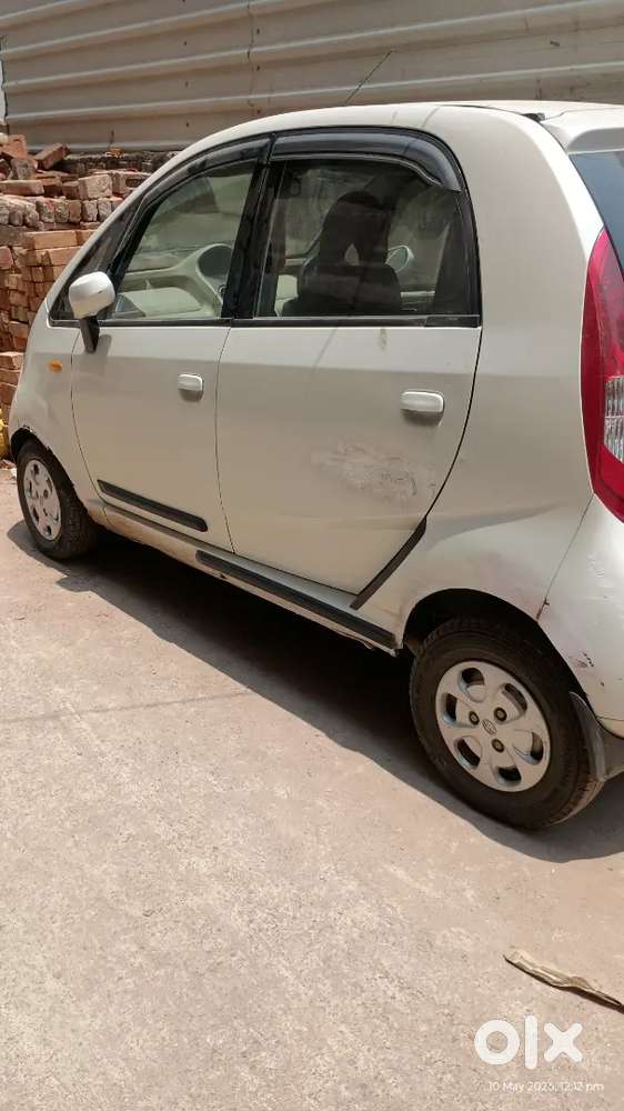 Power Window ,power Steering,ac Fully Working,80%tyre
