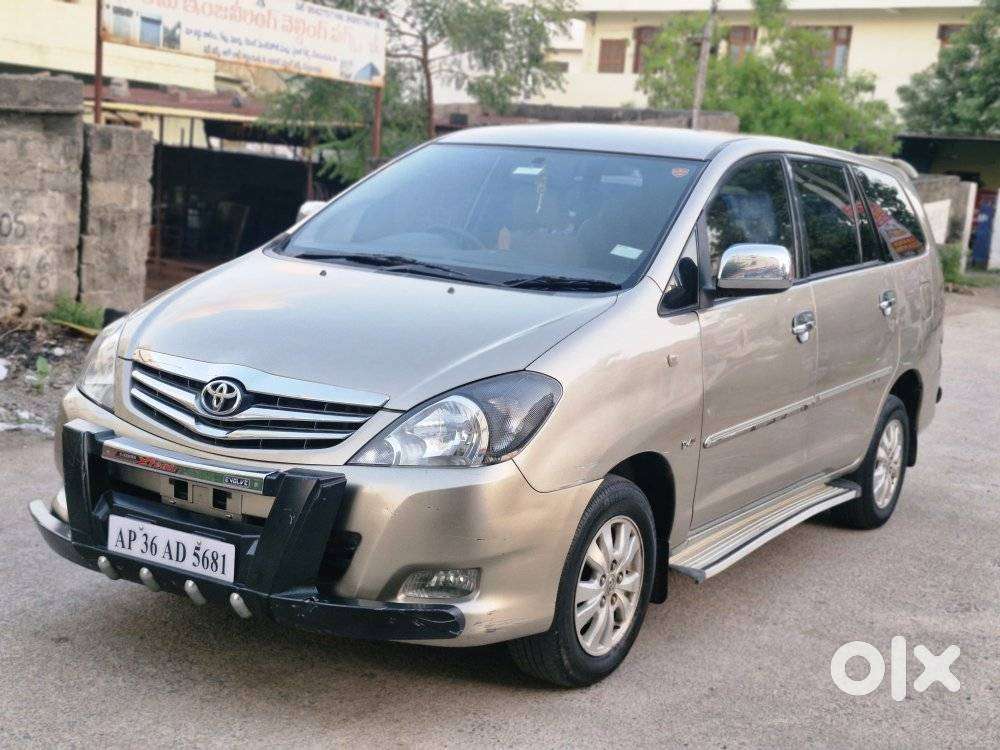 Toyota Innova 2.0 Vx 8 Str, 2009, Diesel