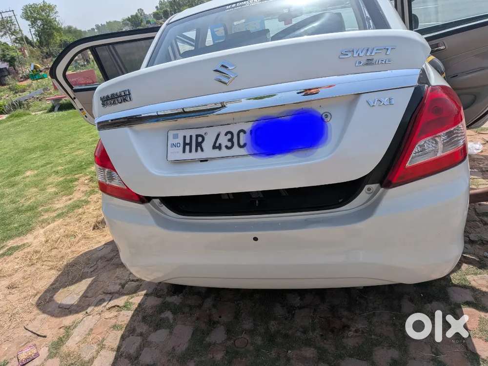 Maruti Suzuki Dzire Vxi, 2017 Petrol Manual
