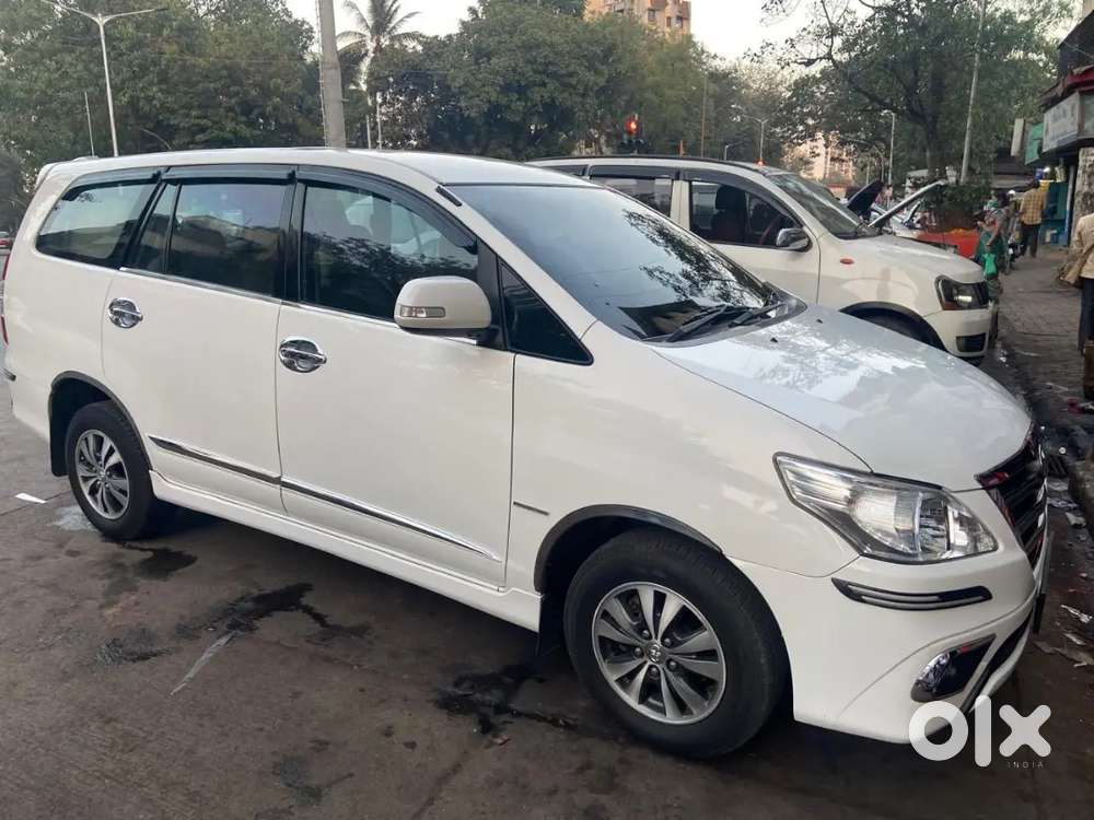 Toyota Innova 2015 Diesel Well Maintained