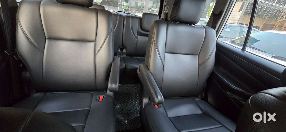 Toyota Innova Crysta 2.4 G Plus Mt 7 Str, 2018, Diesel