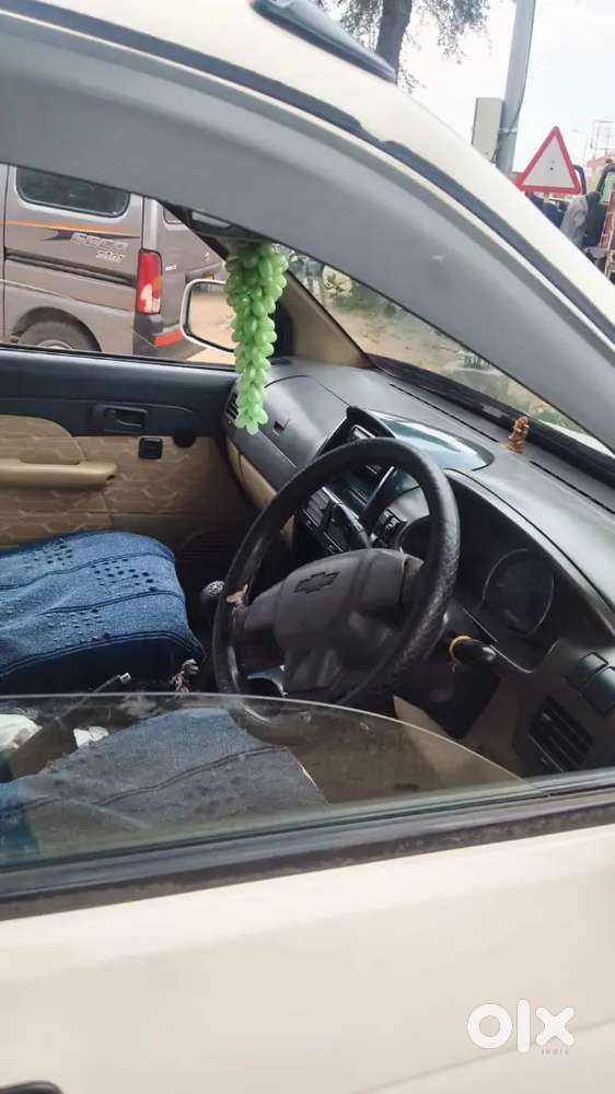 Chevrolet Tavera Lt 9-seater 2014