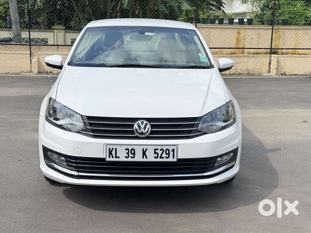 Volkswagen Vento 1.2 Tsi Highline Plus At, 2016, Petrol