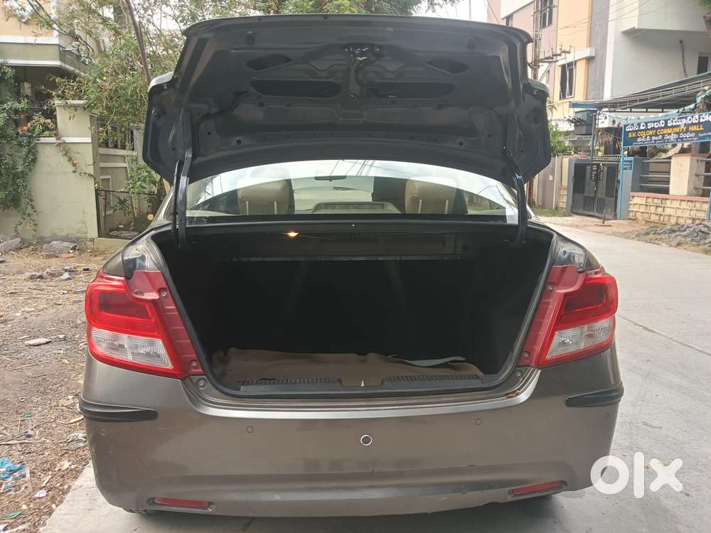 Maruti Suzuki Dzire 1.2 Vxi Amt, 2021, Petrol