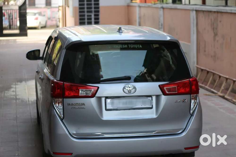 Toyota Innova Crysta 2020 Diesel 170000 Km Driven