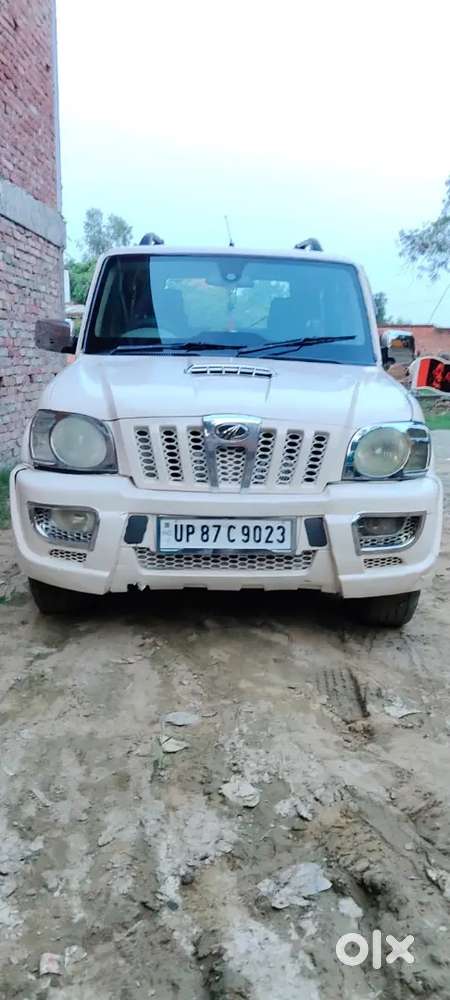Mahindra Scorpio 2013 Diesel Manual 200000 Km