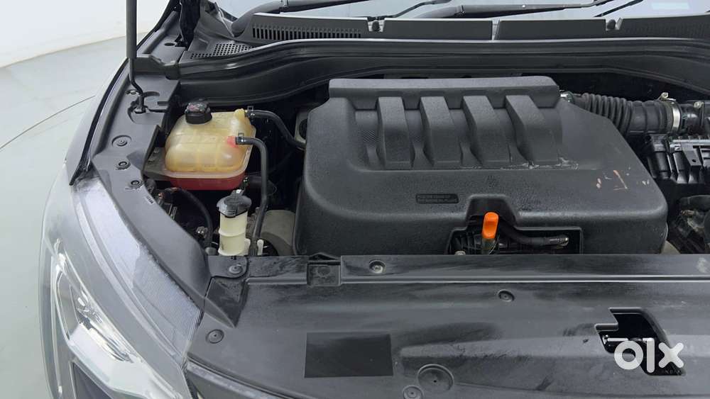 Mahindra Xuv700 2.0 Ax 7 Petrol At Str, 2021, Petrol