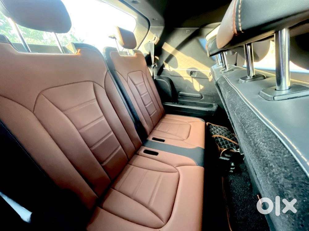 Mahindra Alturas G4 4wd At, 2019, Diesel