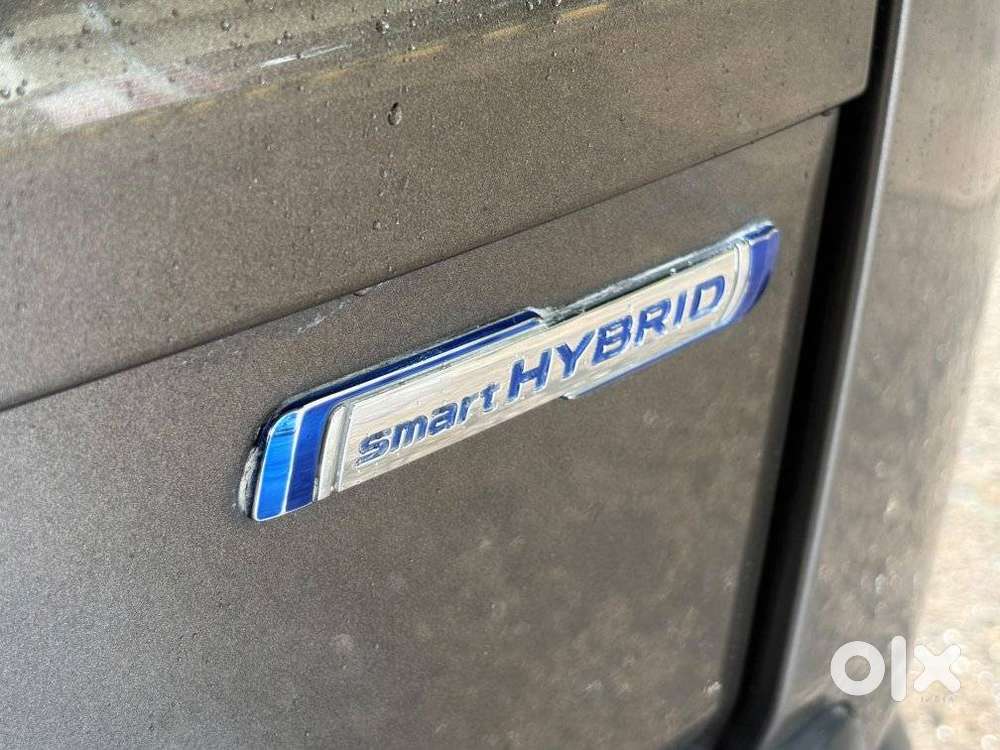 Maruti Suzuki Brezza 1.5 Zxi At Smart Hybrid, 2022, Petrol