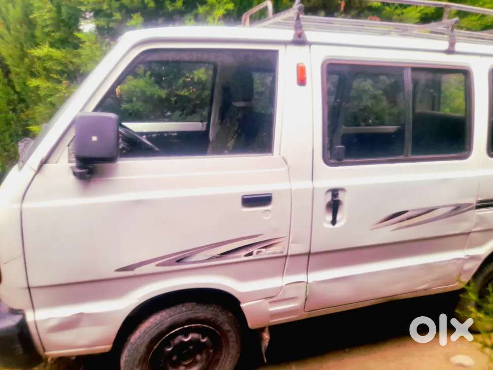 Maruti Suzuki Omni 2010