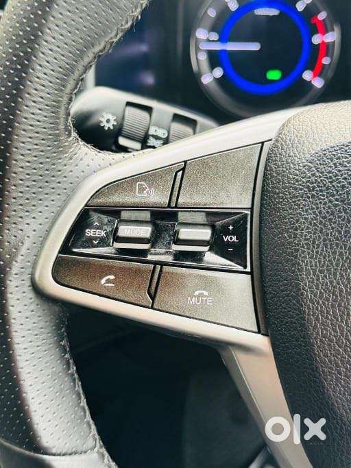 Mahindra Alturas G4 4x2 At, 2022, Diesel