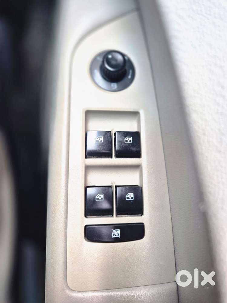 Mahindra Marazzo M6 8str, 2019, Diesel