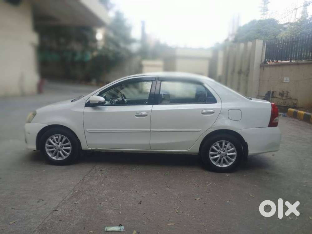 Toyota Etios Vx Limited Edition, 2017, Petrol