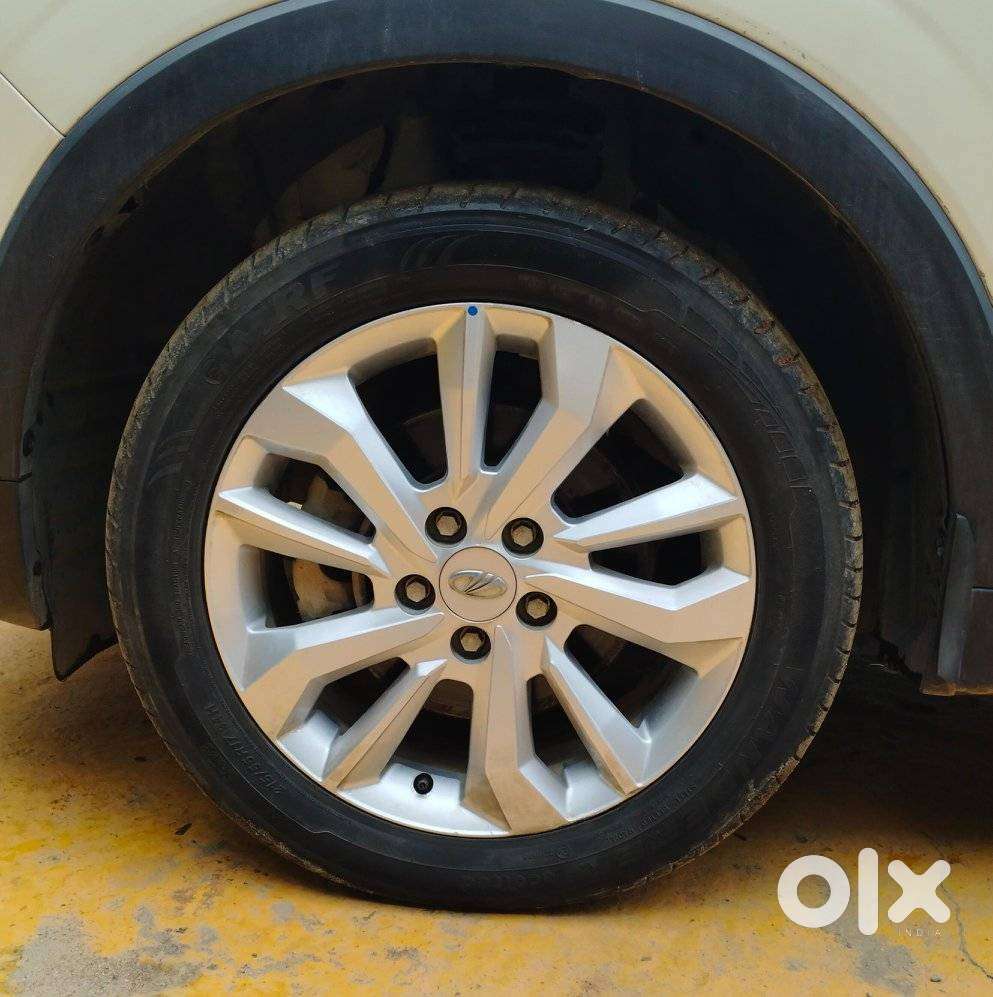 Mahindra Xuv300 W8, 2020, Petrol