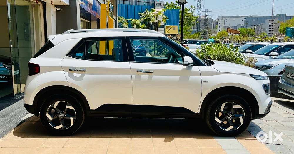 Hyundai Venue Sx Plus Turbo Dct, 2019, Petrol