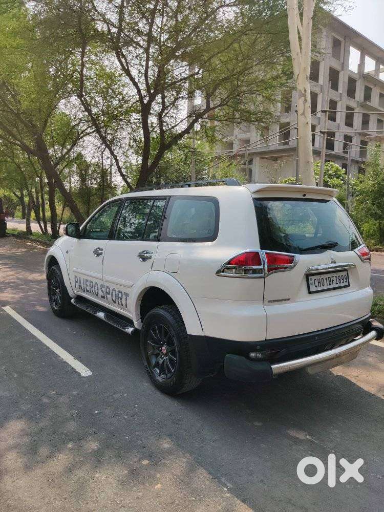 Mitsubishi Pajero Sport 2.5 Manual, 2016, Diesel
