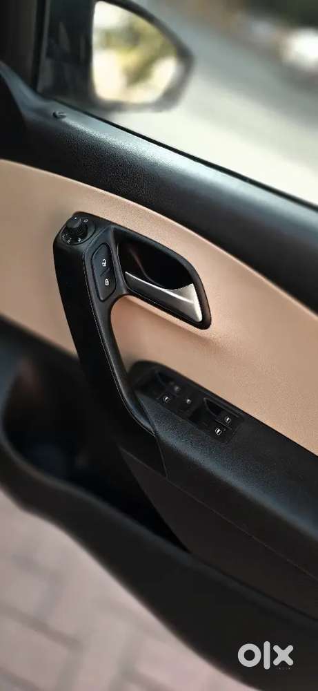 Volkswagen Polo 2016 Cng & Hybrids 80200 Km Driven