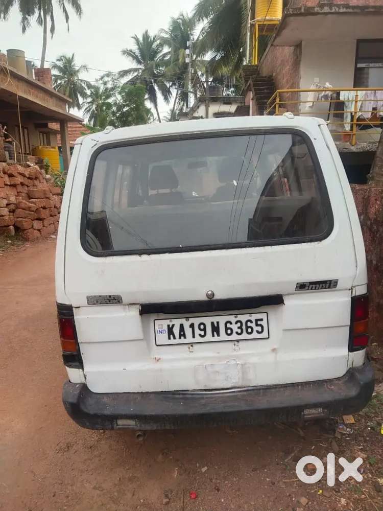 Maruti Suzuki Omni 2001