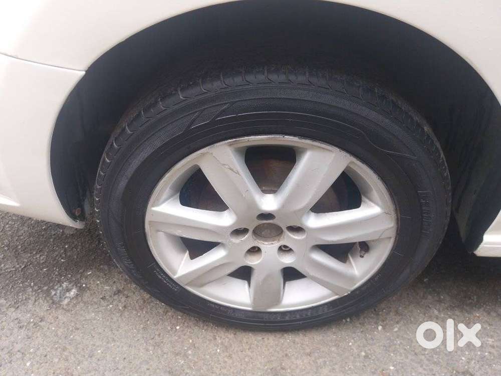 Volkswagen Vento Petrol Highline, 2011, Petrol