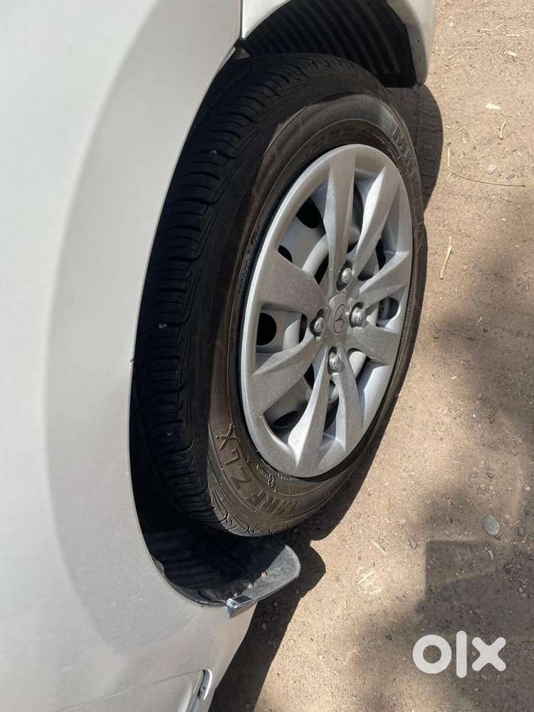 Hyundai Car Manual 2012