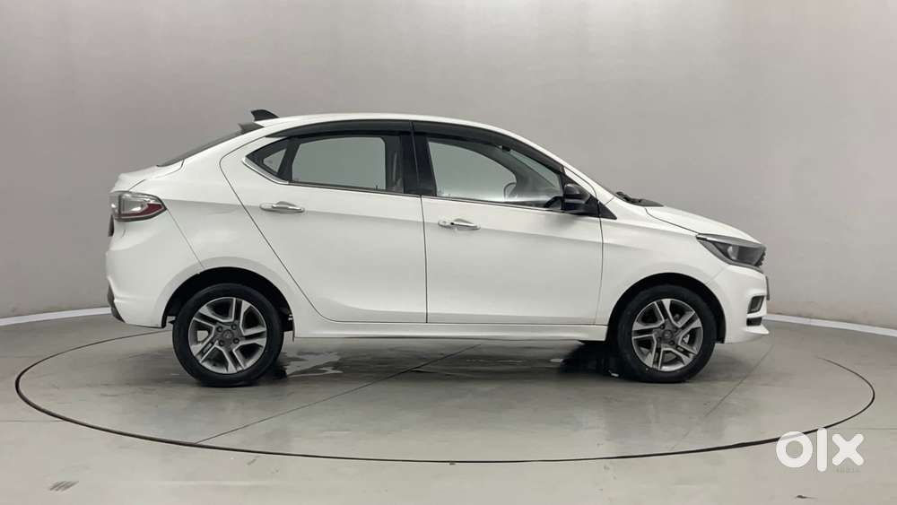Tata Tigor Xza Plus, 2022, Petrol