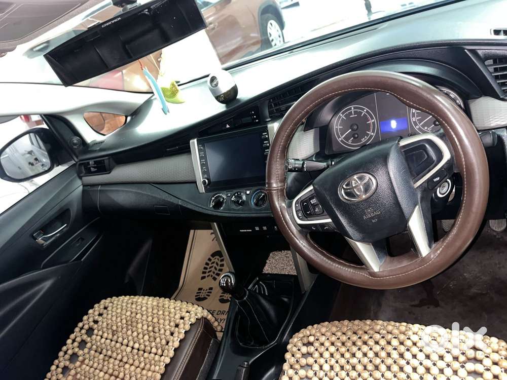 Toyota Innova Crysta 2.4 G Mt, 2021, Diesel