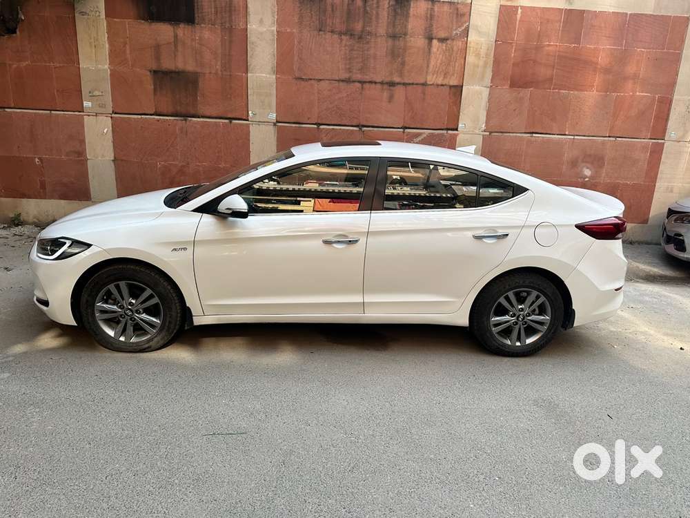 Hyundai New Elantra 2017 Petrol At 52000 Km Driven Mint Condition