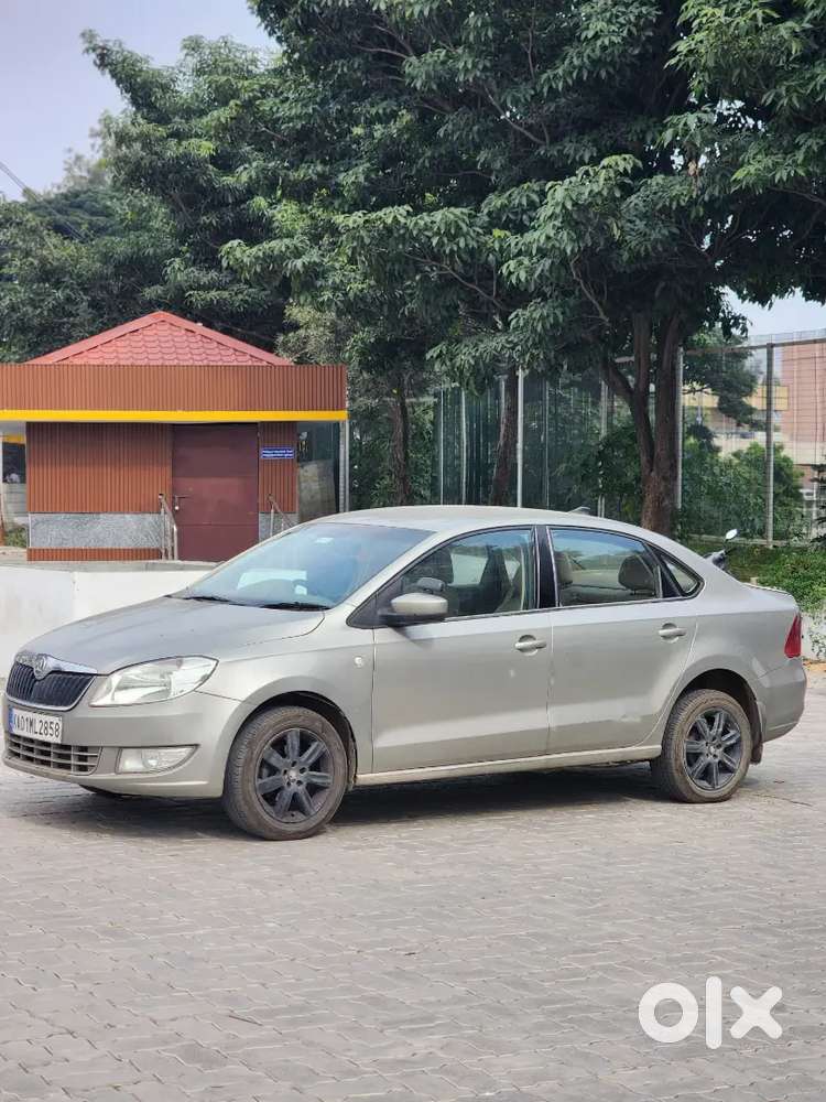Skoda Rapid 2014 Diesel 83000 Km Driven