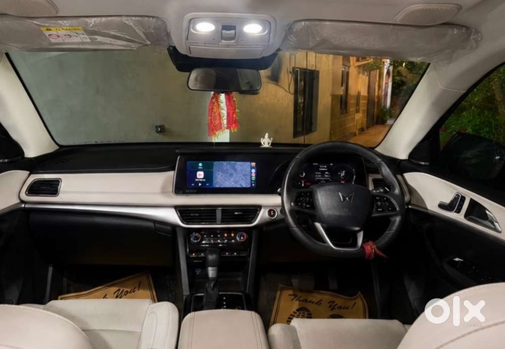 Mahindra Xuv700 Petrol 2024