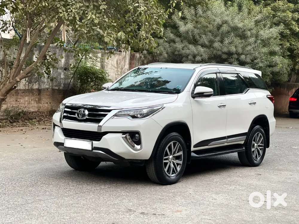 Toyota Fortuner 2017 Diesel 120000 Km Driven