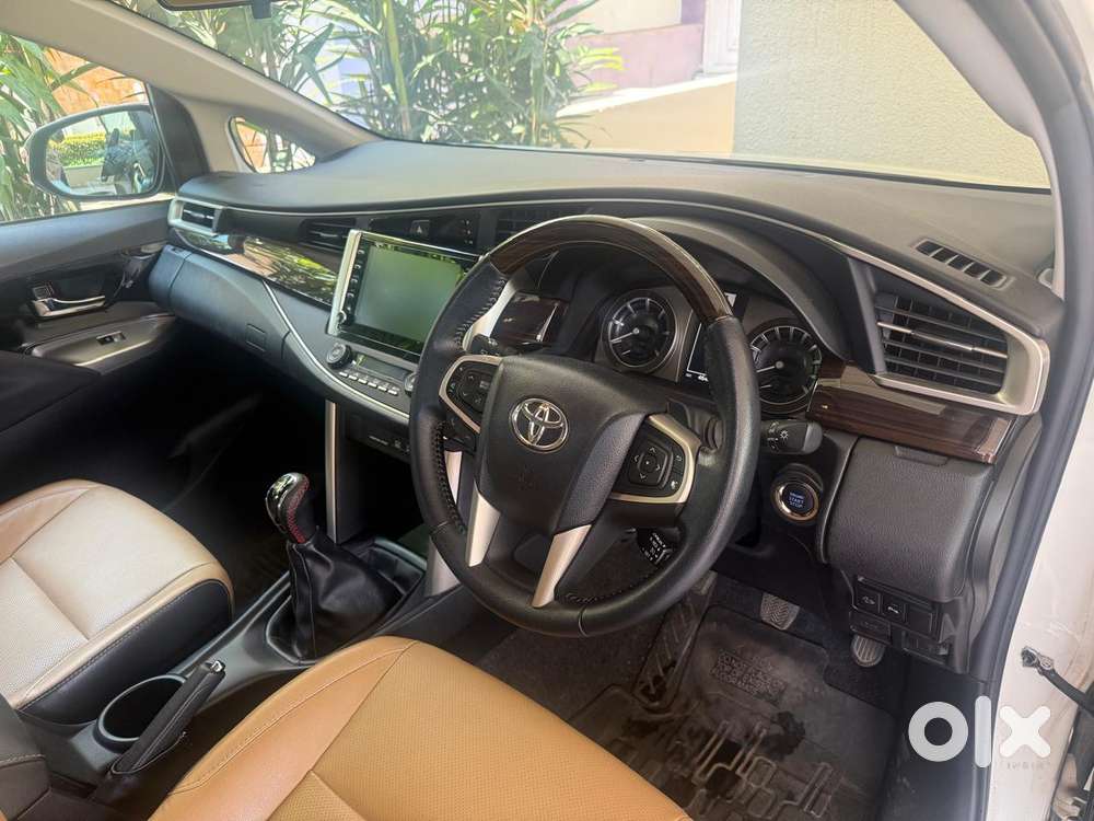 Toyota Innova Crysta Zx 2.4 Diesel 7 Seater, 2022, Diesel