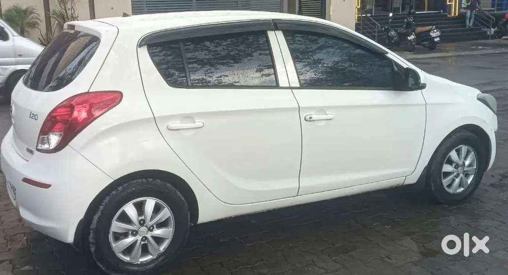 Hyundai I20 Sportz 2012 Car