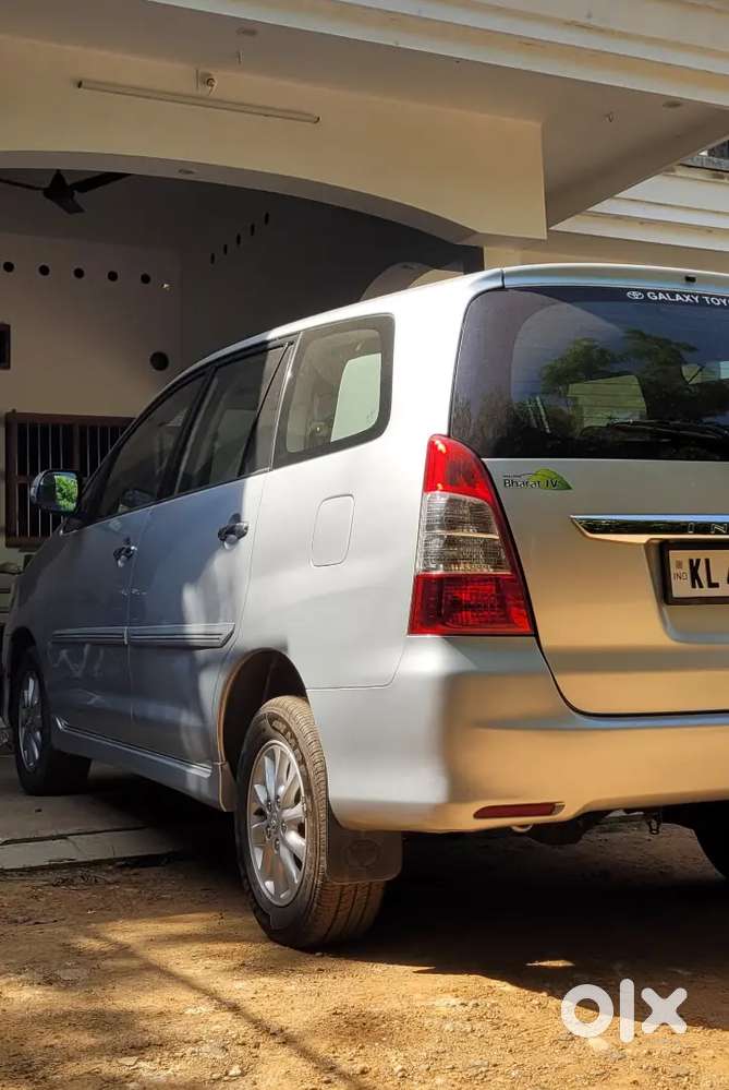 Innova 2.5 V 2013