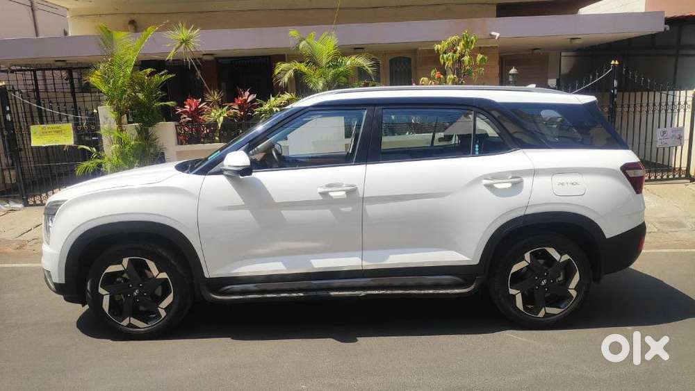 Hyundai Alcazar Platinum 7 Str 1.5 Turbo Petrol Adventure, 2024, Pet..